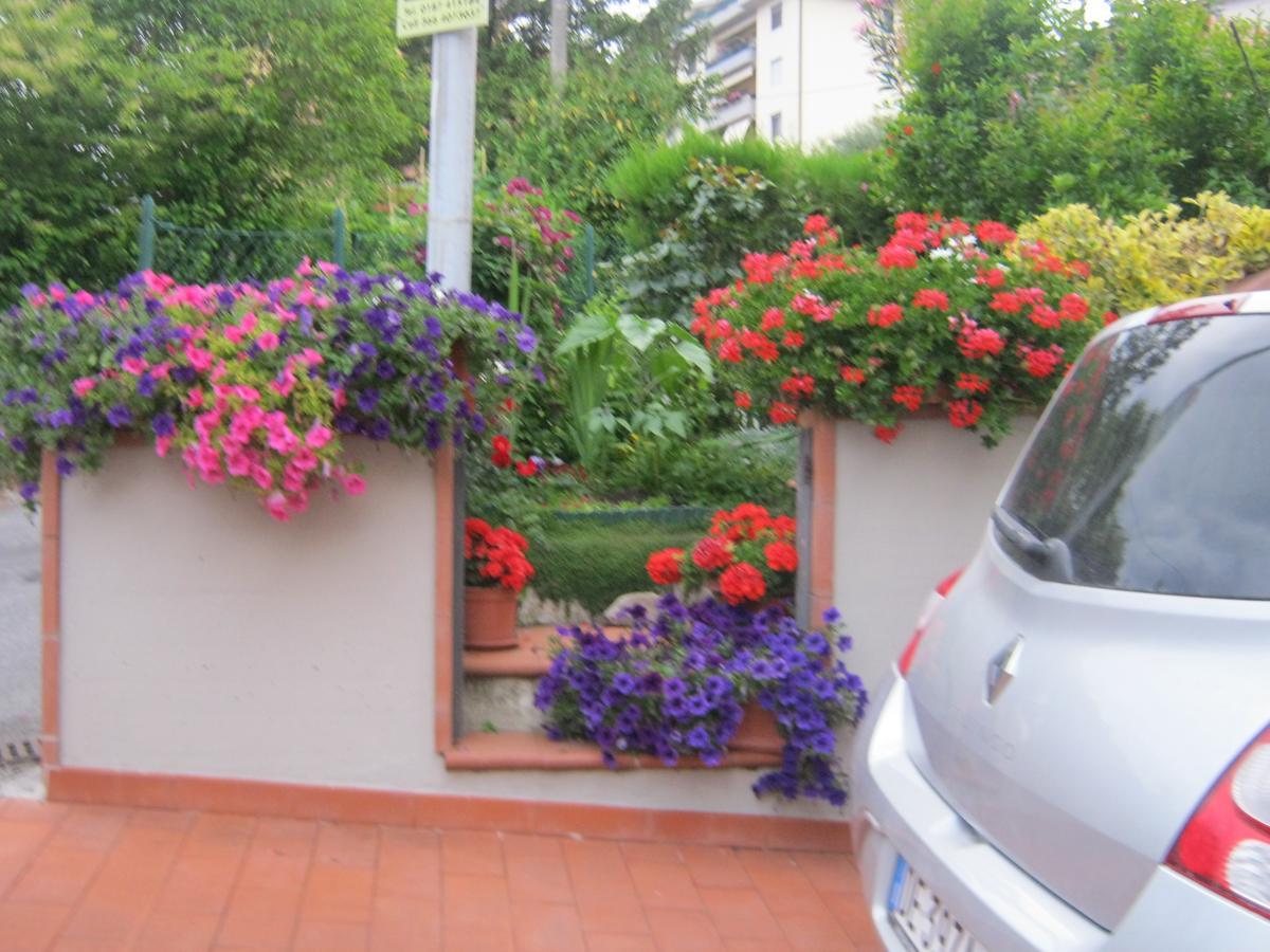 אולה Il Melograno B&B With Private Bathrooms מראה חיצוני תמונה